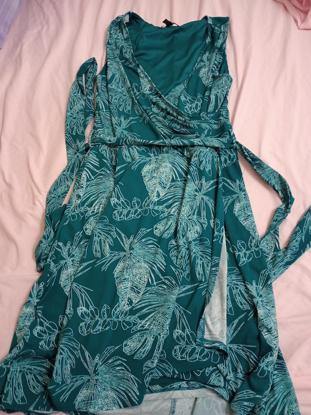 41 Hawthorn Teal Tropical Print Wrap Midi Dress
